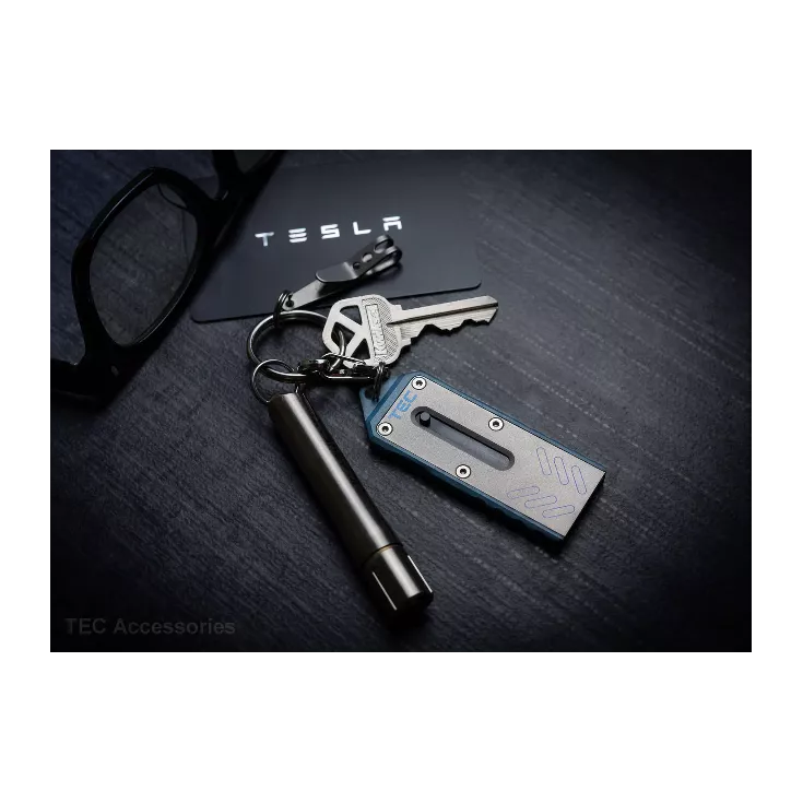 TEC Accessories Neo-Spec Aluminium Magnifier 5 TEC Accessories Neo-Spec Aluminium Magnifier - Image 3