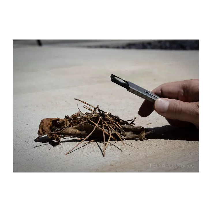 TEC Accessories Neo-Spec Aluminium Magnifier 9 TEC Accessories Neo-Spec Aluminium Magnifier - Image 7